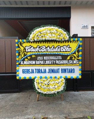 Papan Bunga Duka di Banjarasri